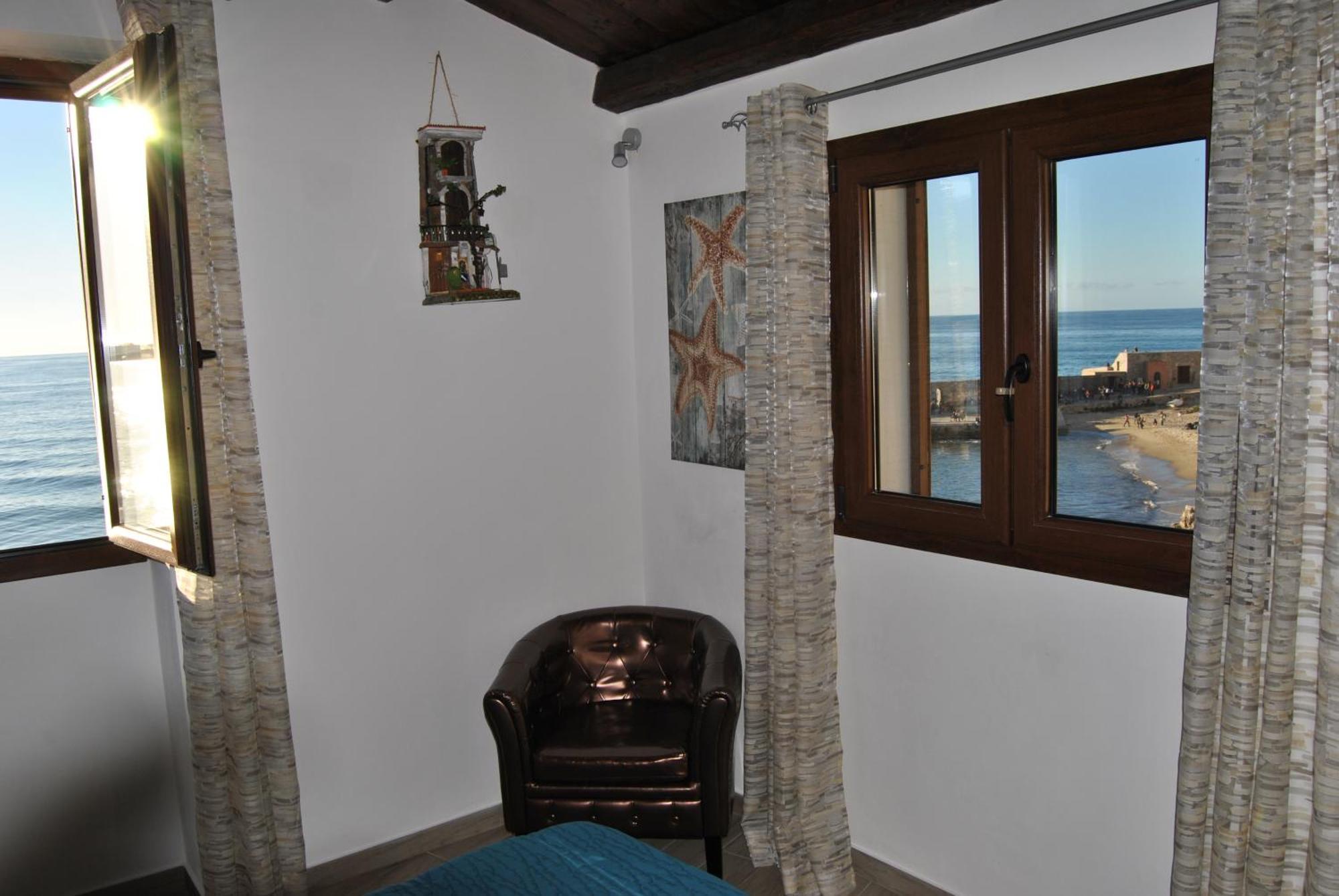 Balconi Bellavista Apartment Cefalu Room photo