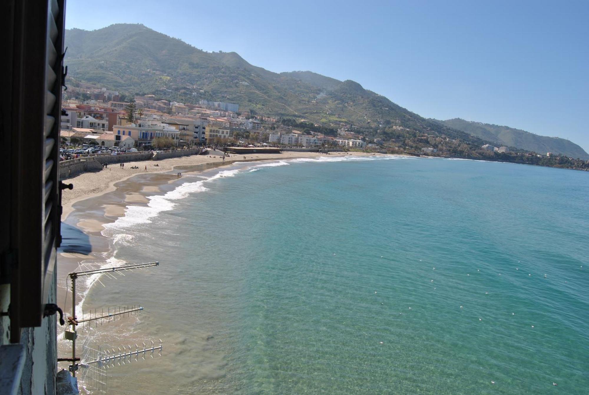 Balconi Bellavista Apartment Cefalu Room photo